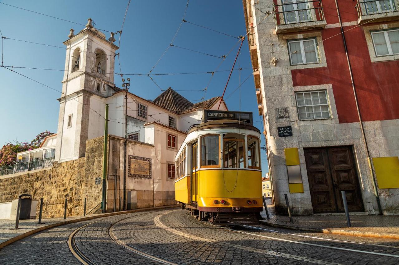 Alfama Casa Amarela Apartment Lisbon Bagian luar foto