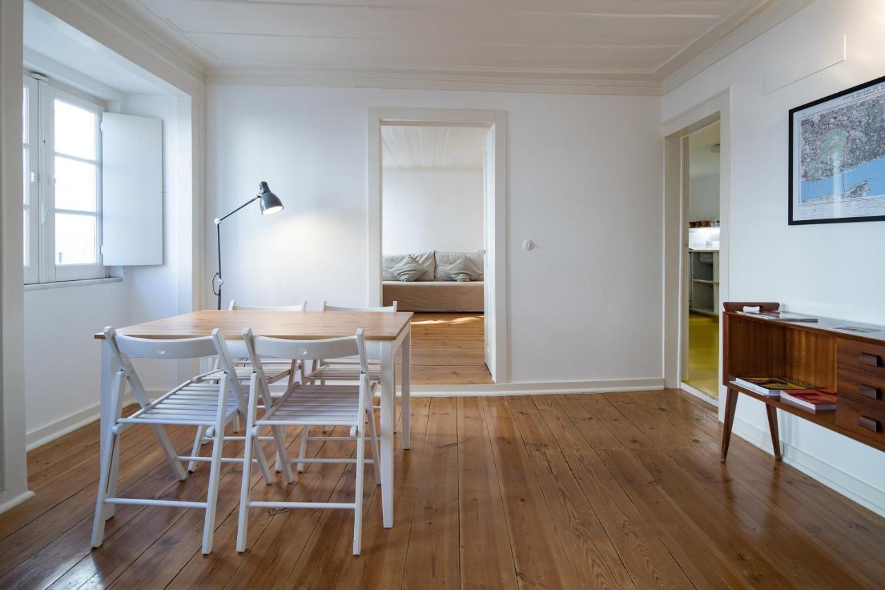 Alfama Casa Amarela Apartment Lisbon Bagian luar foto